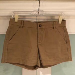 Gap khaki shorts